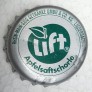 Kronkorken Lift Apfelsaftschorle Deutschland 2002 2000er silber Lift Apfelsaftschorle Rhein-Main-Sieg Getränke GmbH & Co. KG Liederbach Mit Genehmigung der Coca-Cola GmbH Essen